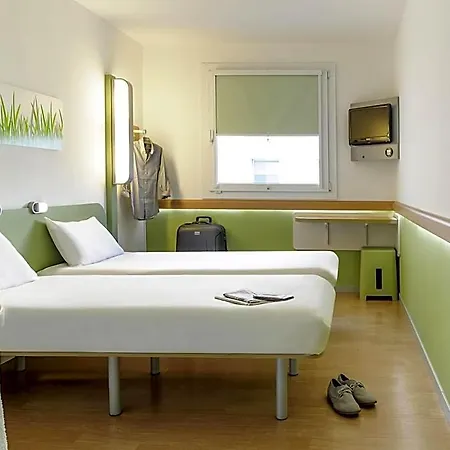 Ibis Budget Centro 2*