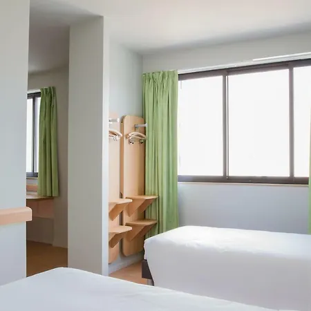 Ibis Budget Centro 2* 브라가