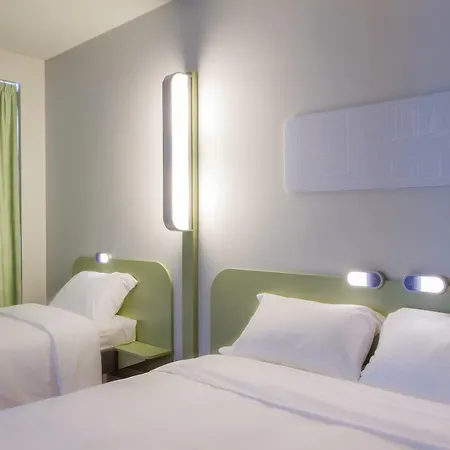 Ibis Budget Centro 2* בראגה