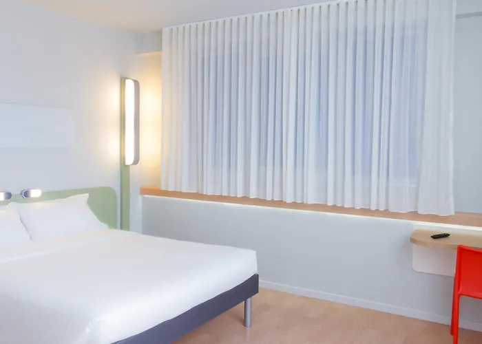 Ibis Budget Centro Отель